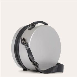 Calpak BAYE - Small Hatbox Carry-On